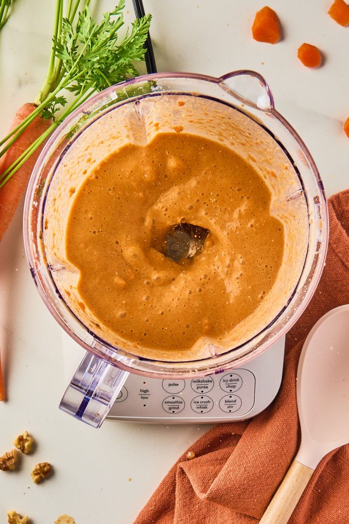 milk, honey, vanilla bean paste, carrots, cinnamon, nutmeg, ginger, and salt blended in a blender