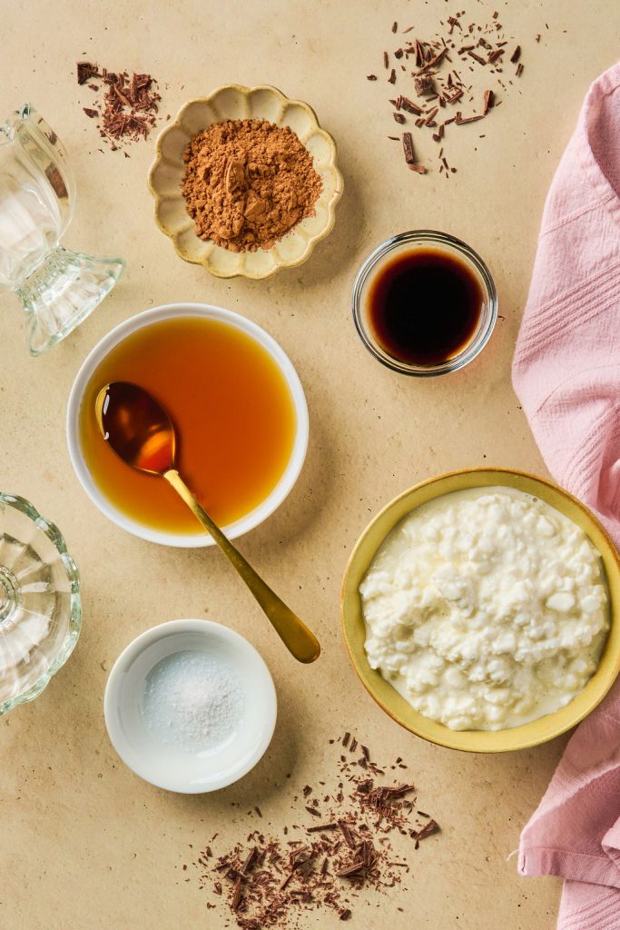 all the ingredients to make chocolate cottage cheese mousse