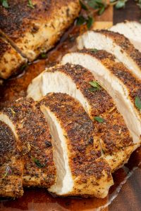 skillet to oven chicken seasoned and sliced