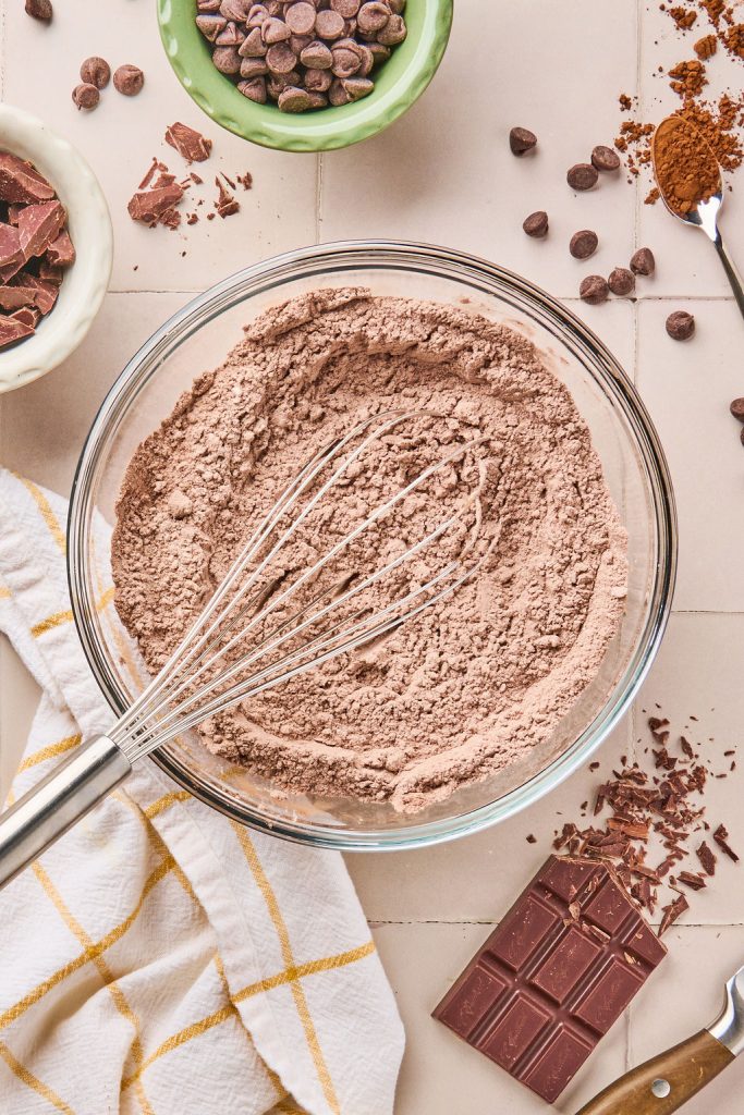 all the dry ingredients whisked together in a glass bowl
